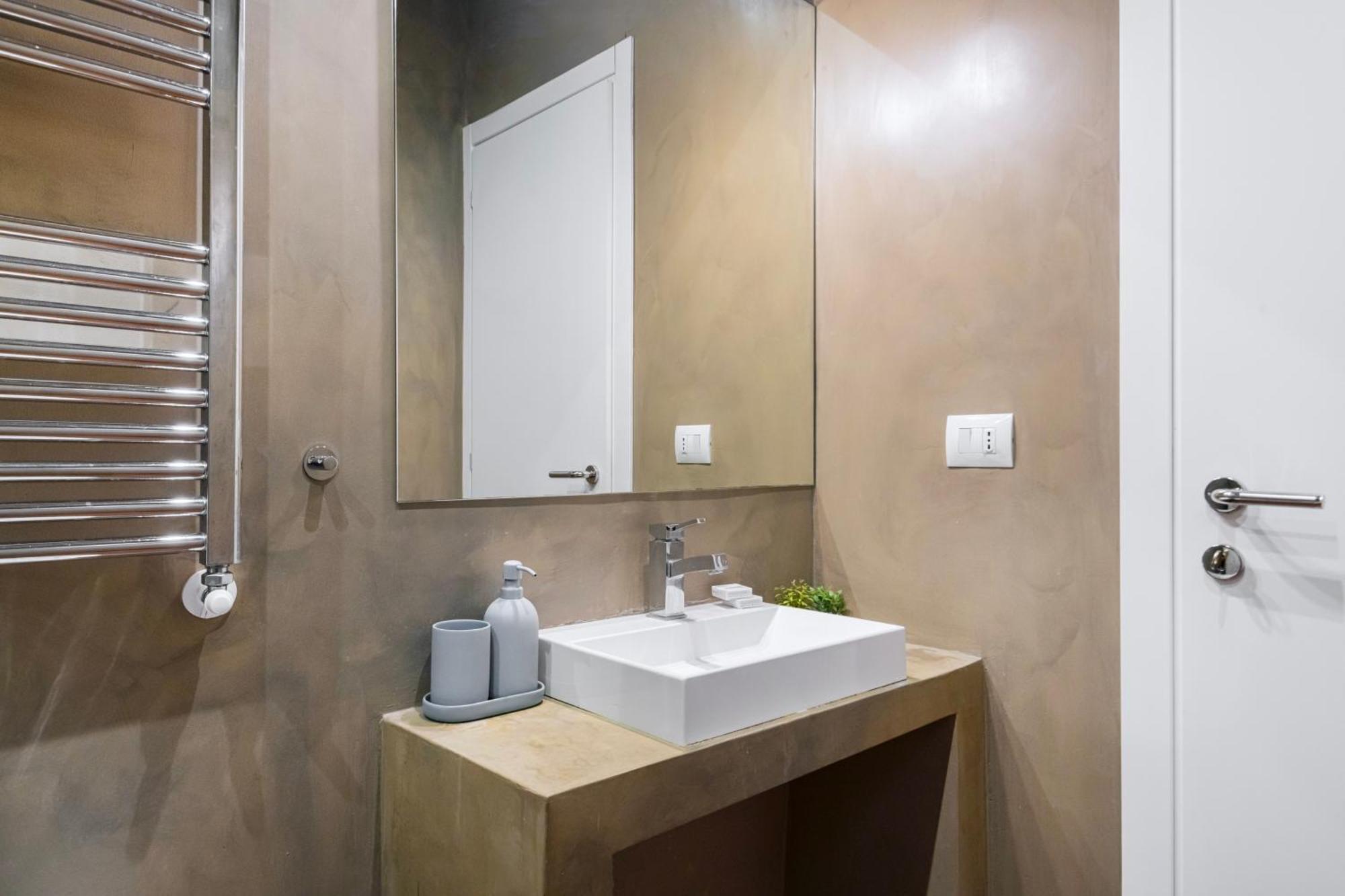 Nice And Cozy Studio In Porta Romana By Easylife Milan Luaran gambar